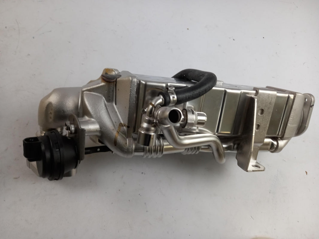 Original BMW 5er F07 X15 F15 X6 F16 7er F01 X3 F25 AGR Kühler 11718476994