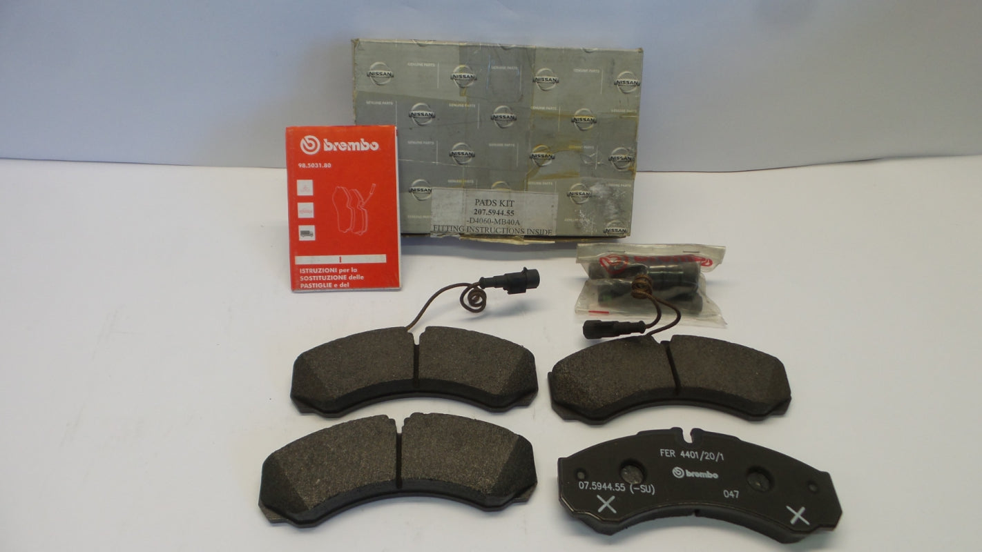 Original NISSAN Cabstar F24 NT-500 G40 Bremsbeläge hinten D4060MB40A