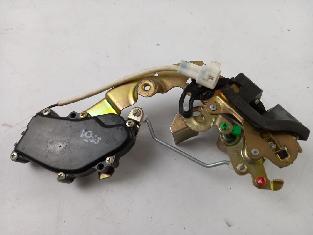 Original SUBARU Justy II 91-98 Türschloss hinten links 8230268B22