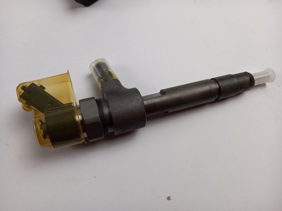 Original ALFA ROMEO 145 146 '94-'00 LANCIA Lybra '99-'05 Injektor Düse 95400103