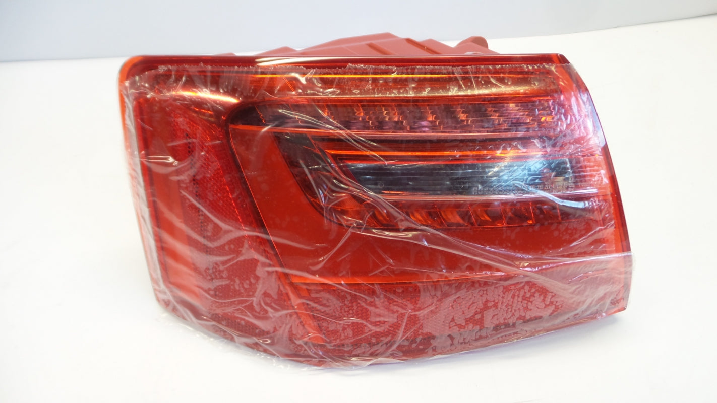 Original AUDI A6 Limousine '11-'15 LED-Schlussleuchte links 4G5945095A