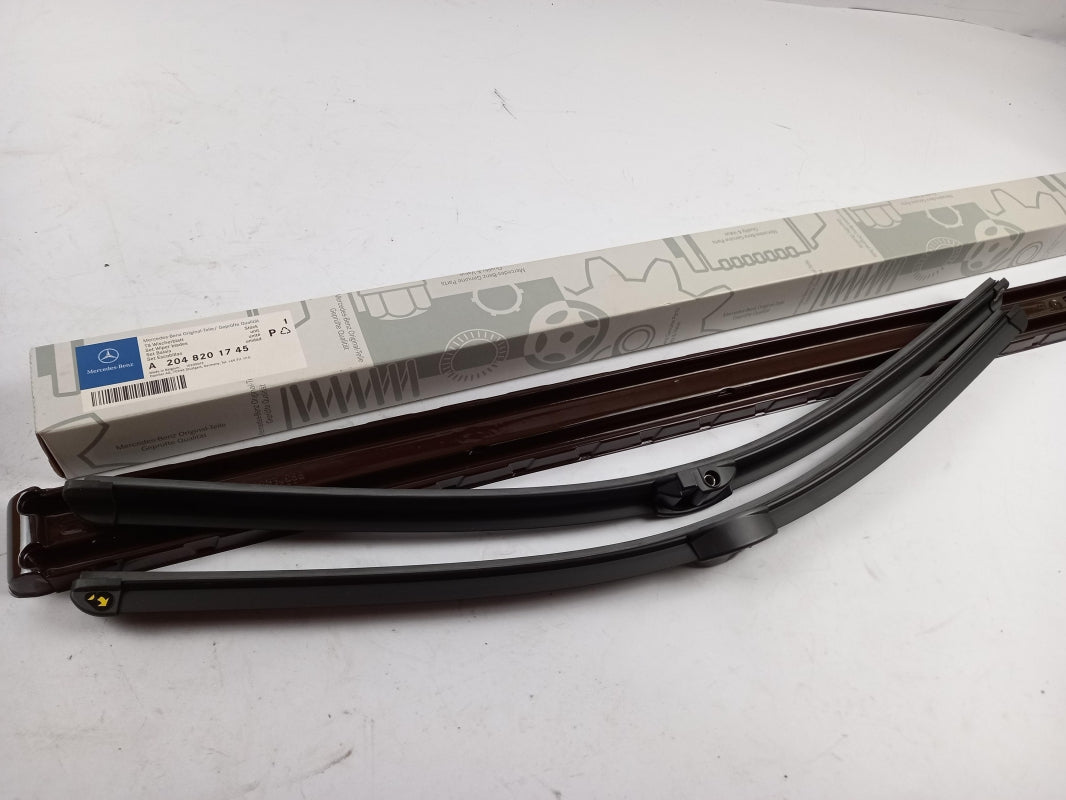 Original MERCEDES-BENZ W204 Wischerblättersatz (2-Stück) L+R A2048201745