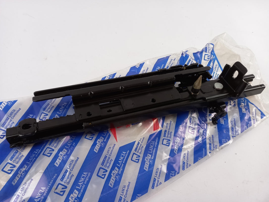Original OE FIAT seat adjuster 46989188 