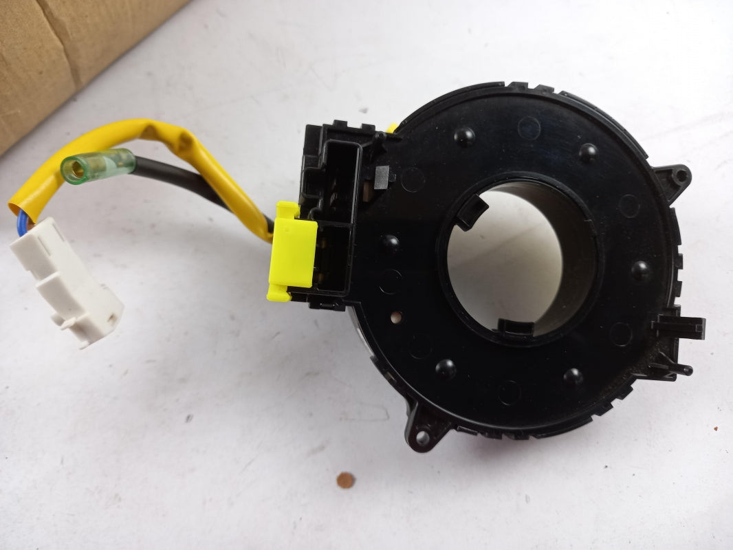 Original OE MITSUBISHI Schleifring MR301703