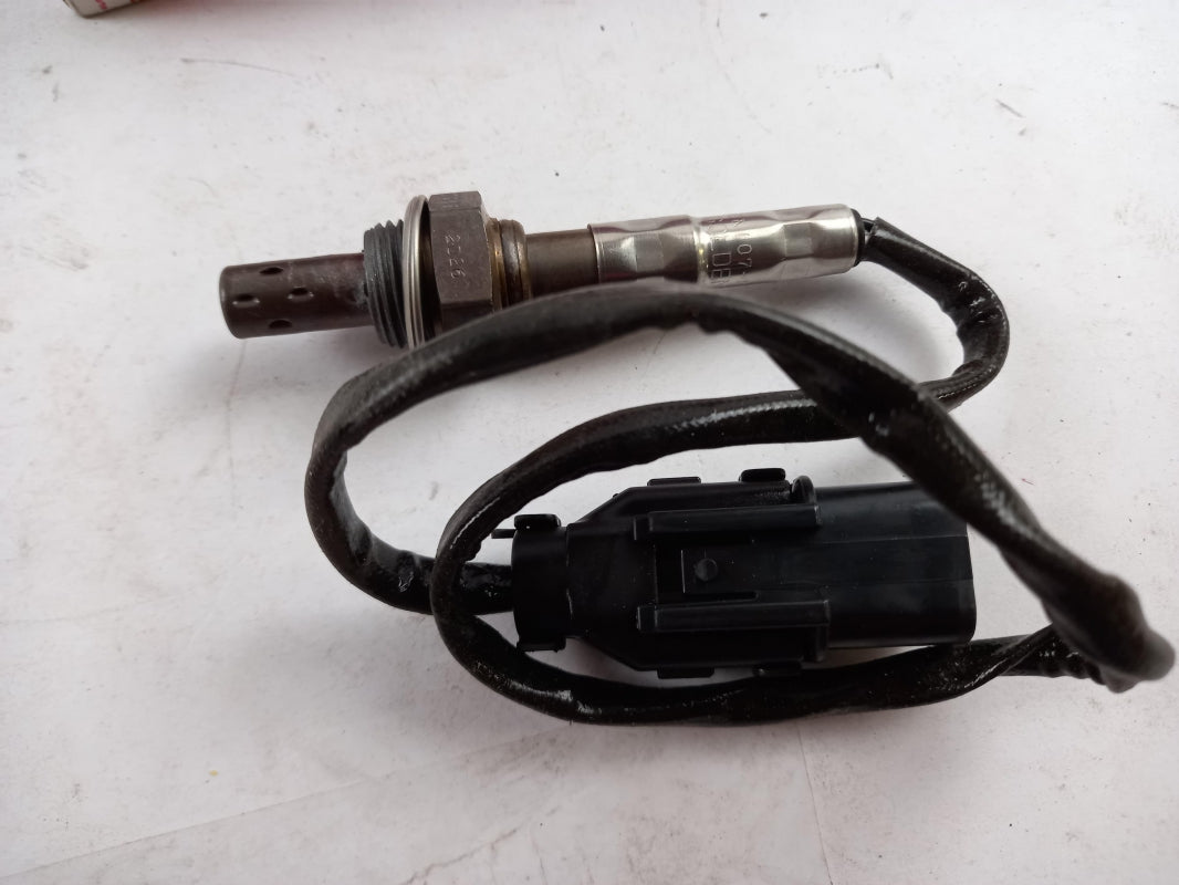 Original OE HYUNDAI/KIA Lambdasonde 3921033340