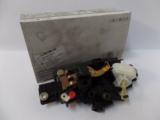 Original AUDI A3 A4 S4 Avant RS4 Quattro Heckklappengriff 8D9827565H