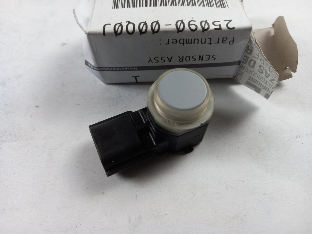 Original OE NISSAN Parksensor 2509000Q0J