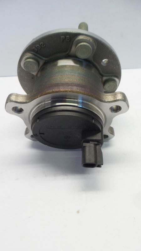 Original FORD Focus '08-'11 Kuga '08-'12 Mondeo '07-'14 Radnabe hinten 1570736