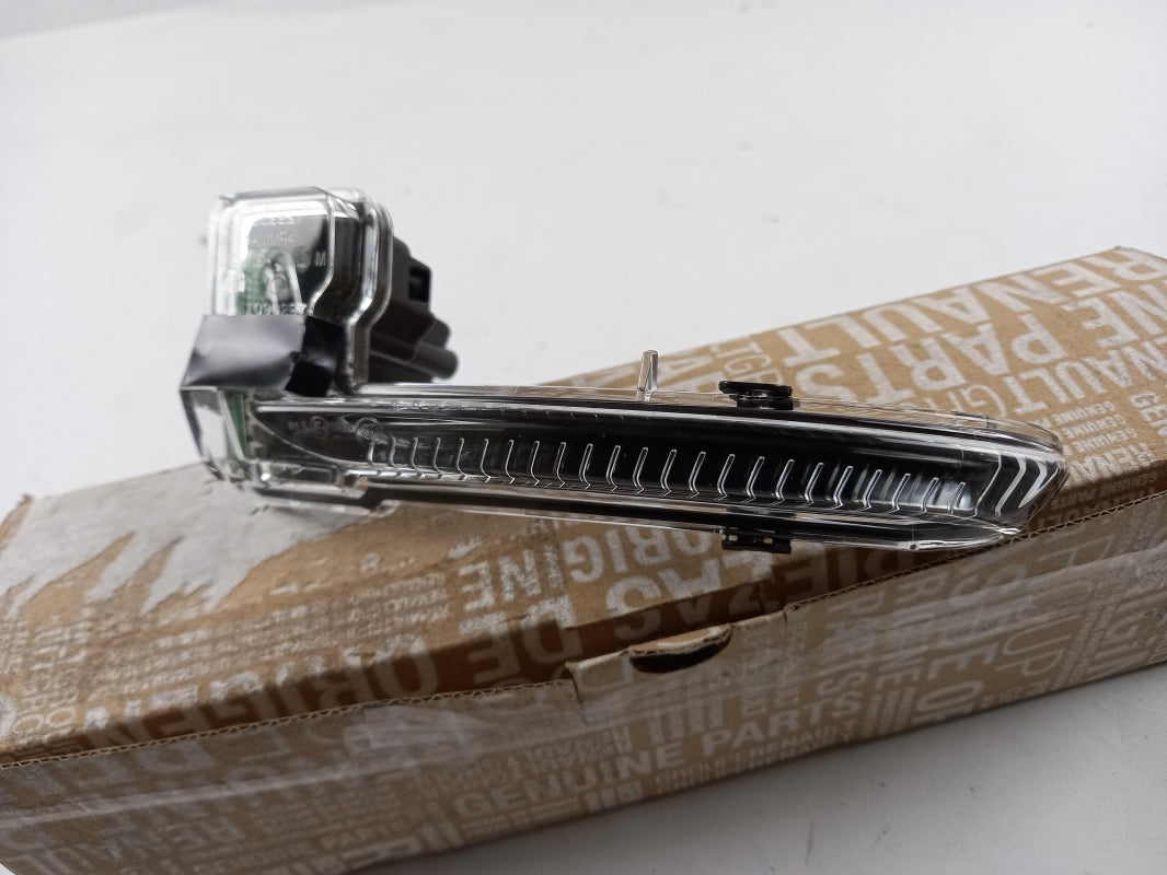 Original OE RENAULT Blinkleuchte 261F67974R