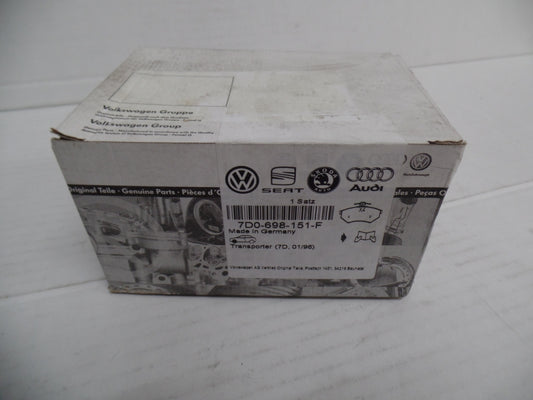 Original VW Transporter Bremsbeläge + Verschleißanzeige vorne 7D0698151F