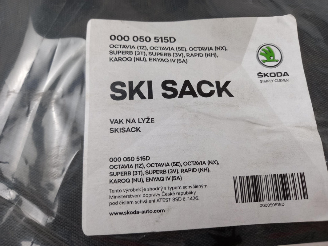 Original SKODA Octavia Superb Karoq Enyaq Skisack für 4 Skipaare 000050515D