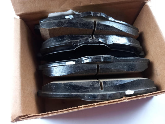 Original CHRYSLER Town&Country DODGE Journey Bremsbeläge vorne K68093323AB