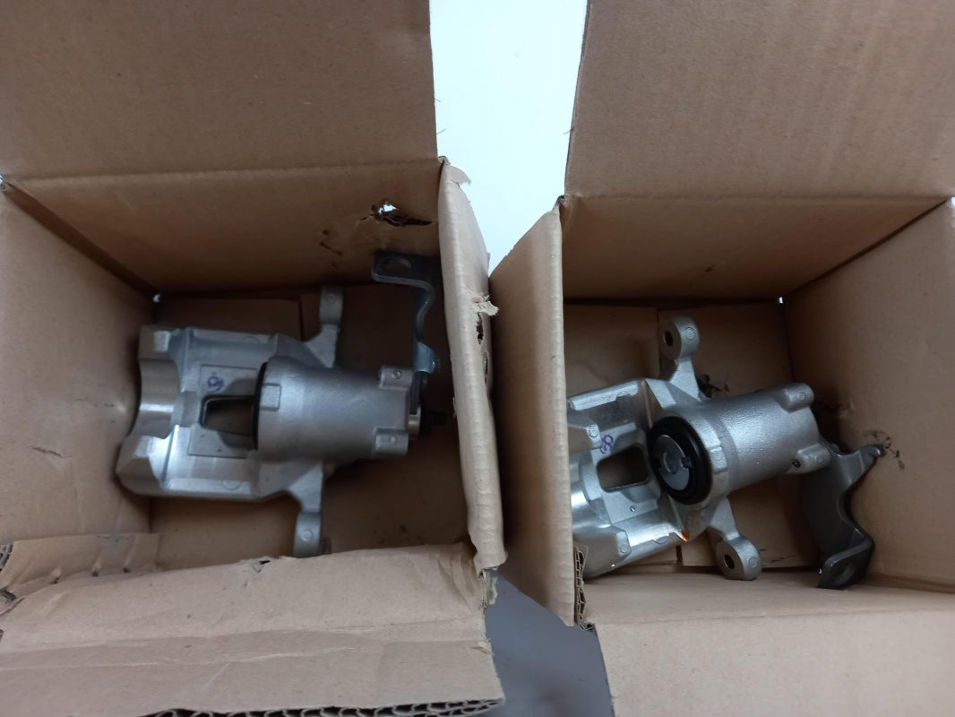 Original OE HYUNDAI/KIA Bremssattel Set 583102V000QQH