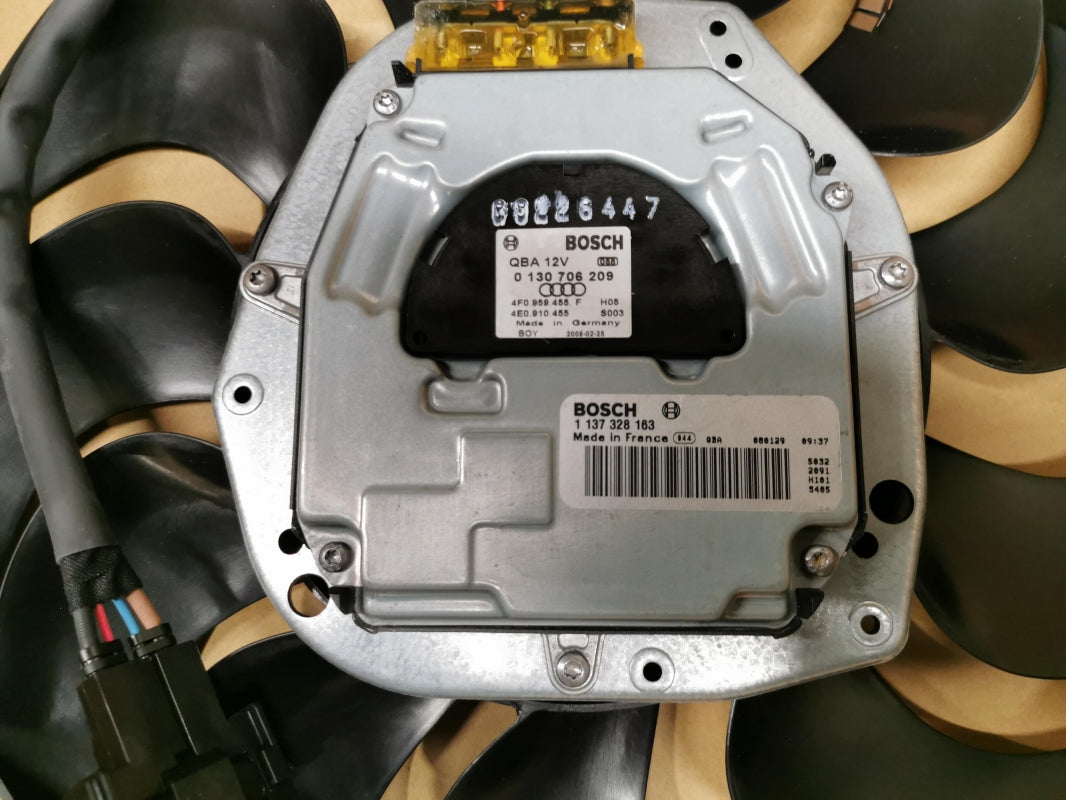 Original OE Volkswagen Motorkühlung Lüfter 4F0959455F