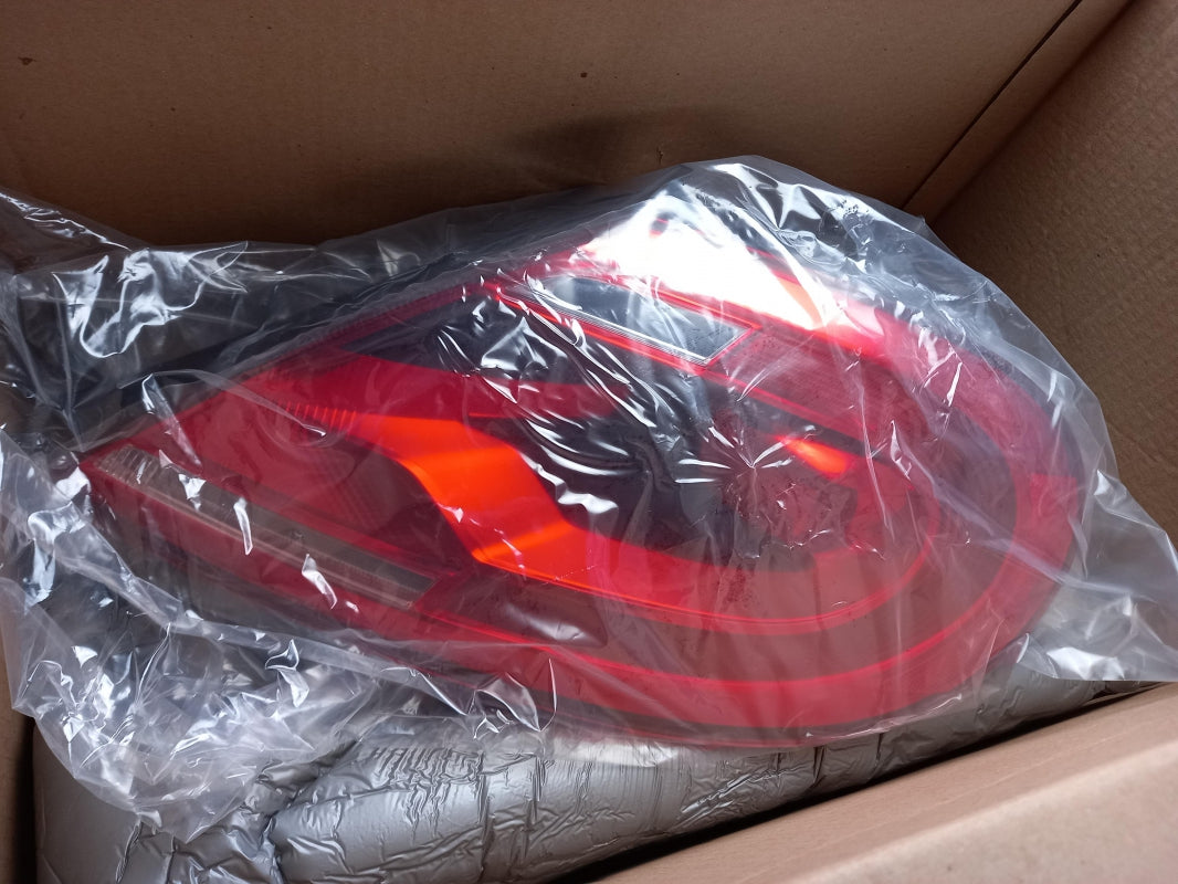 Original OE Volkswagen Heckleuchte 5C5945096H