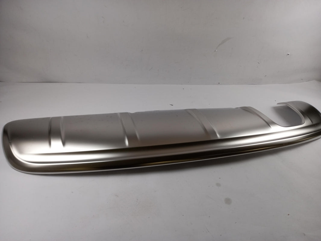 Original OE Volkswagen Stoßfängerabdeckung 8U0807835