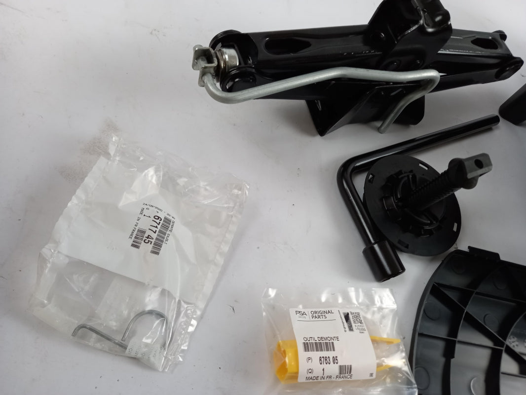 Original PEUGEOT 3008 Ersatzrad Werkzeugsatz 9842716580