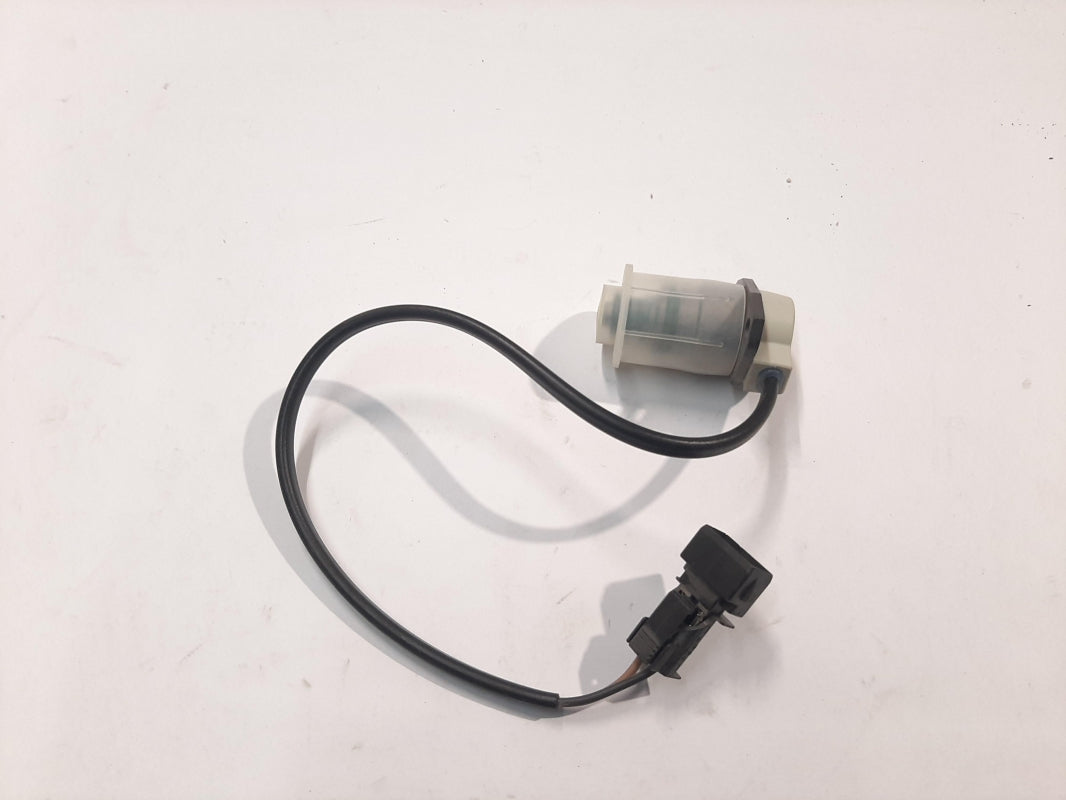 Original AUDI 100 VW Golf Passat SEAT Cordoba Ibiza 1.9 D Magnetventil 028907641