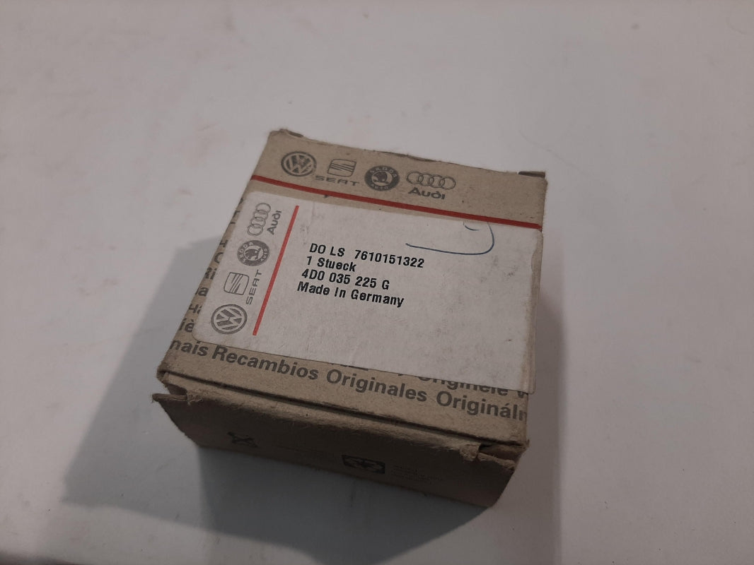 Original OE Volkswagen Verstärker 4D0035225G