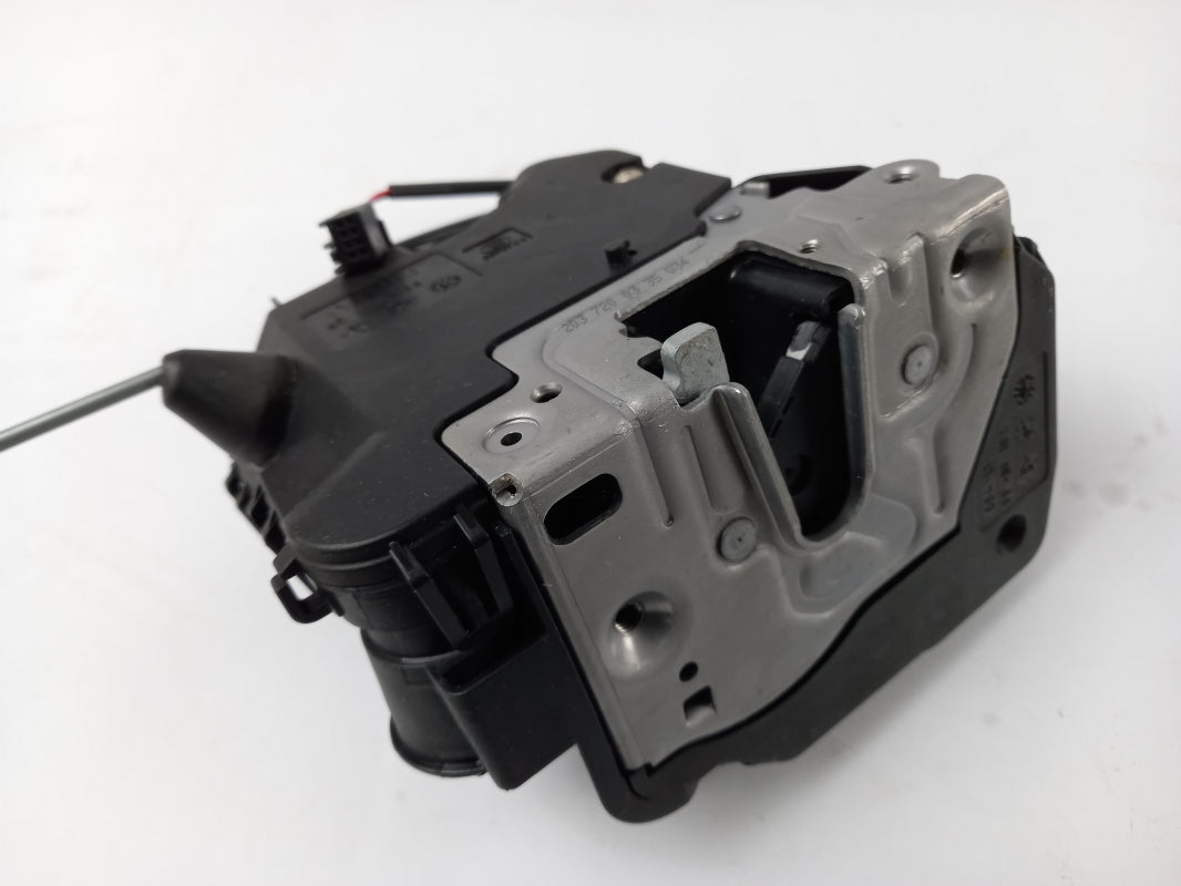 Original OE MERCEDES-BENZ Türschloss A2037200335