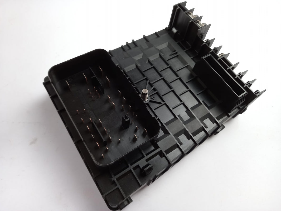 Original OE Volkswagen Sicherungskasten 1K0937125A