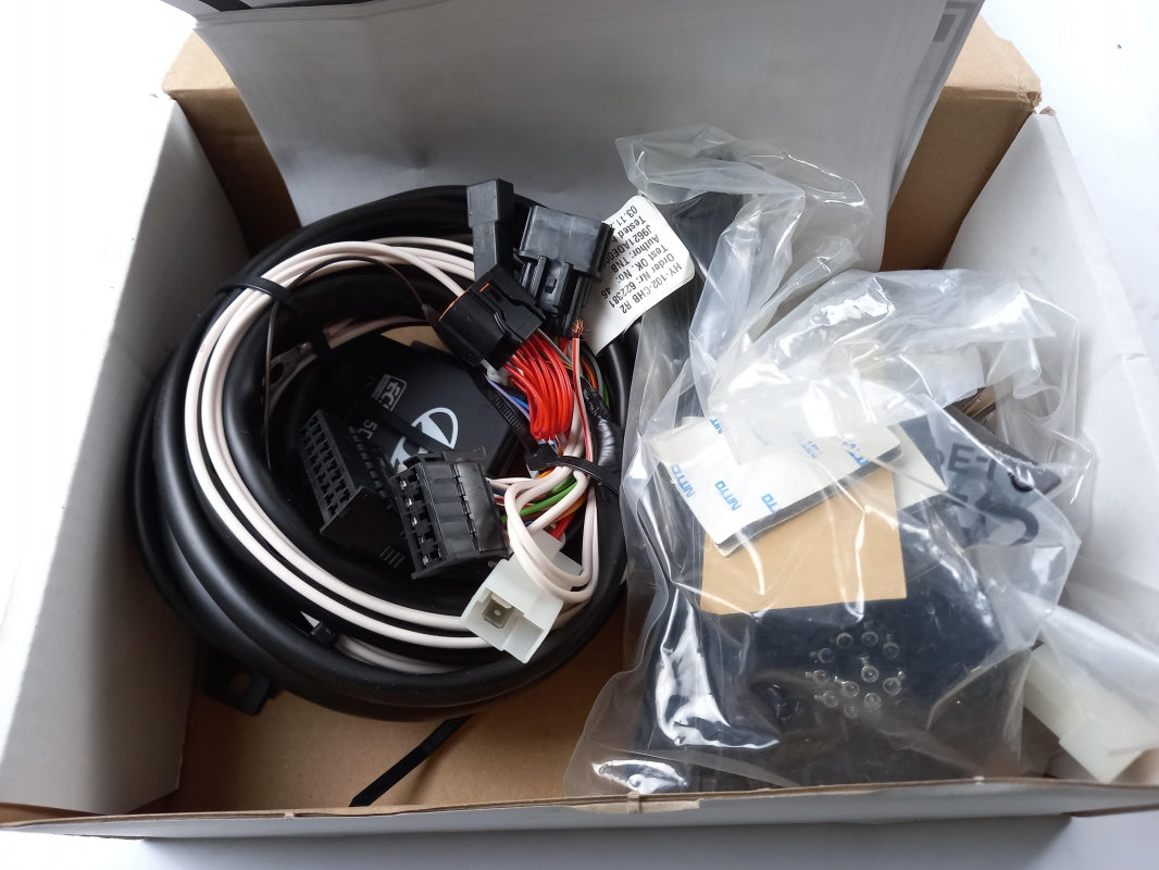 Original HYUNDAI Kona OS 2017- Anhängerkupplung Elektrosatz 13-pol J9621ADE00CP