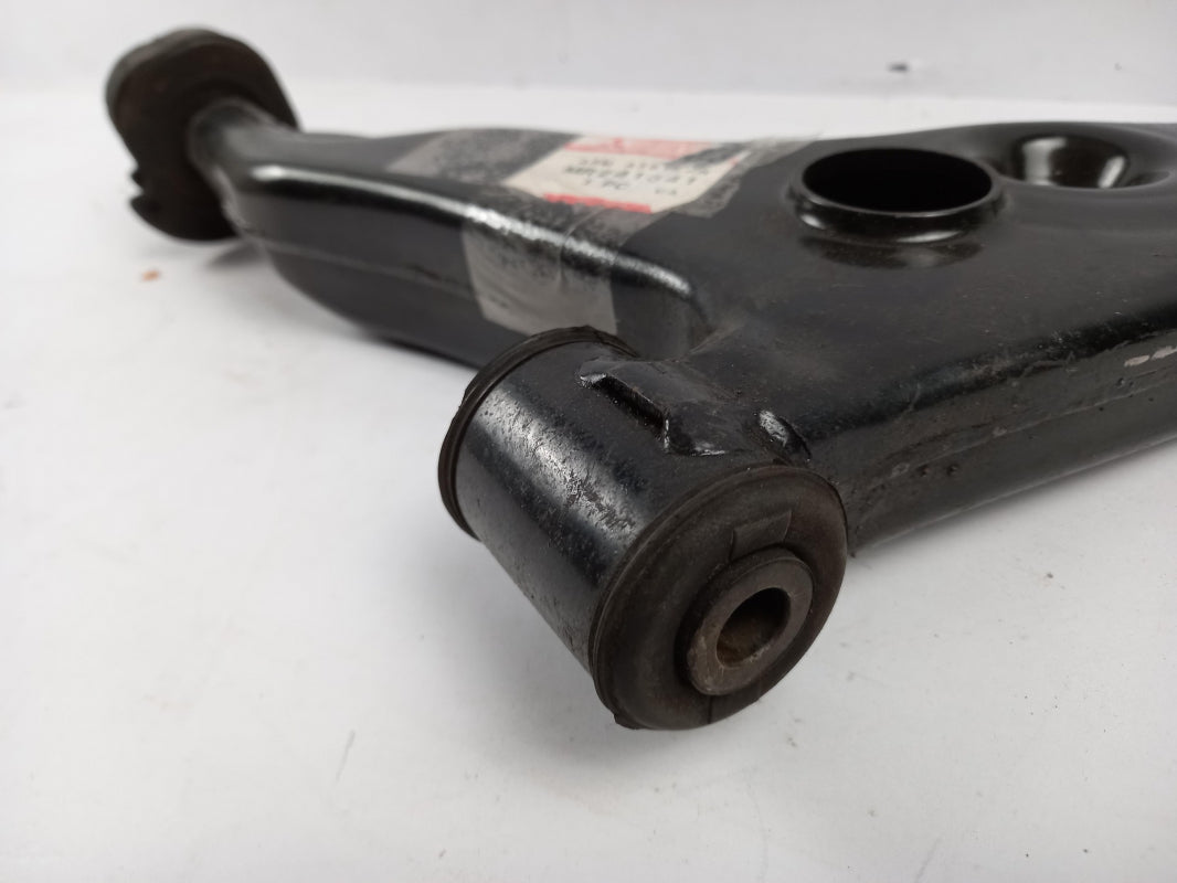Original OE MITSUBISHI Querlenker MR241341