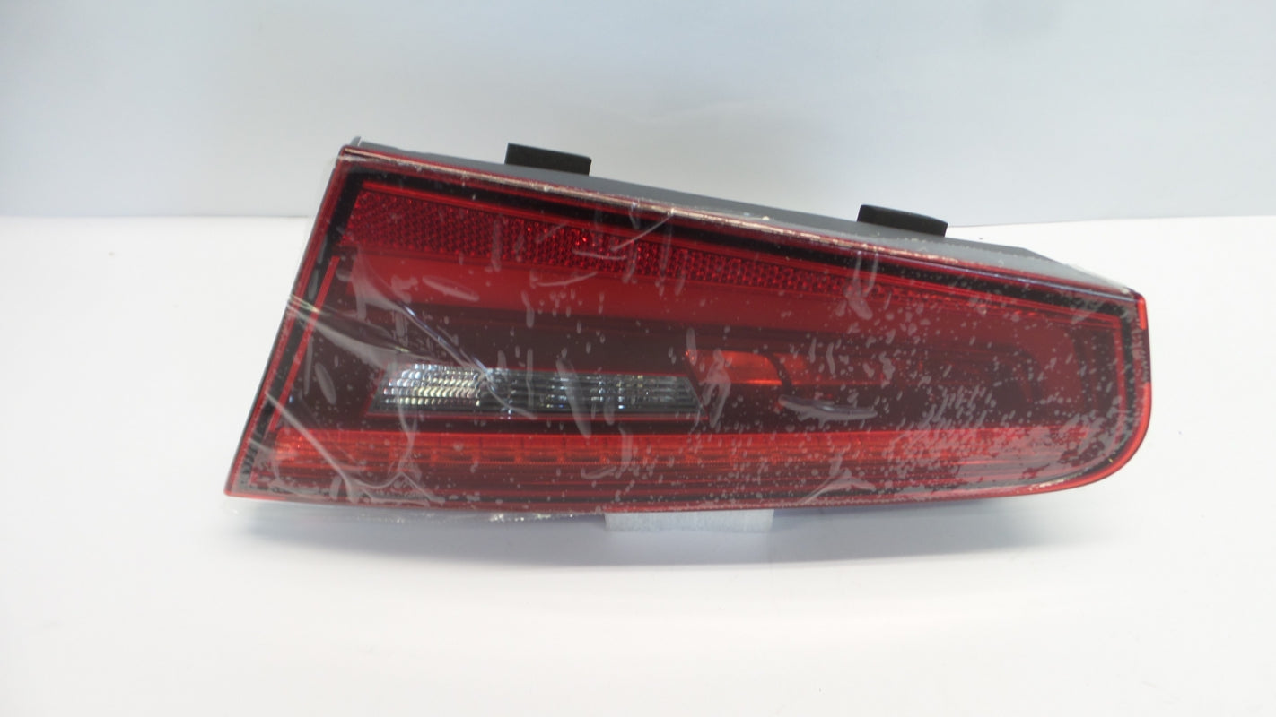Original AUDI A3 III LED-Schlussleuchte Heckleuchte innen rechts 8V3945094B