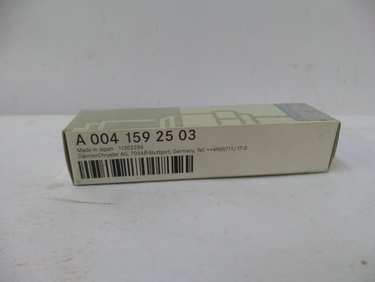Original MERCEDES-BENZ W204 A207 C207 W211 W212 C219 Zündkerze A0041592503