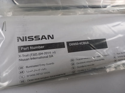 Original NISSAN X-Trail (T32) 13-21 Einstiegsleisten Satz Beleuchtet G69504CB0A