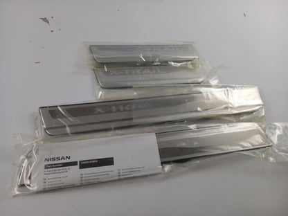 Original NISSAN X-Trail (T32) 13-21 Einstiegsleisten Satz Beleuchtet G69504CB0A