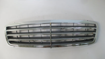 Original MERCEDES-BENZ C-klasse W203 Kühlergitter Kühlergrill A20388002237246