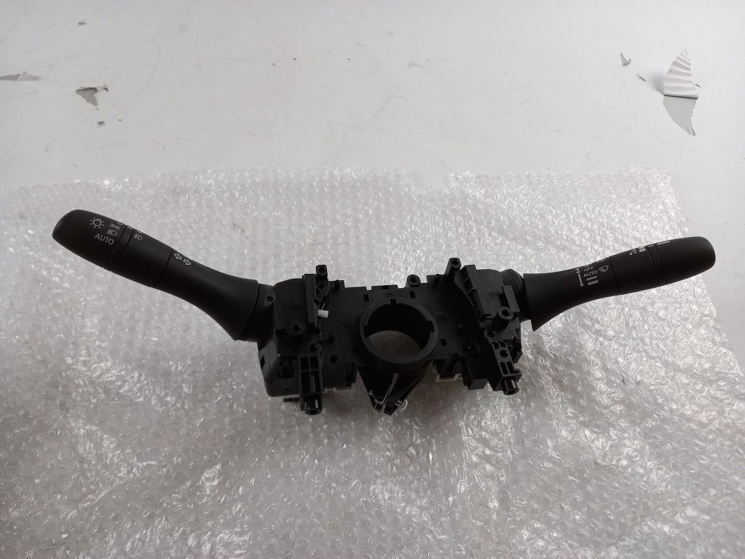 Original OE NISSAN Lenkstockschalter 255604CB5A