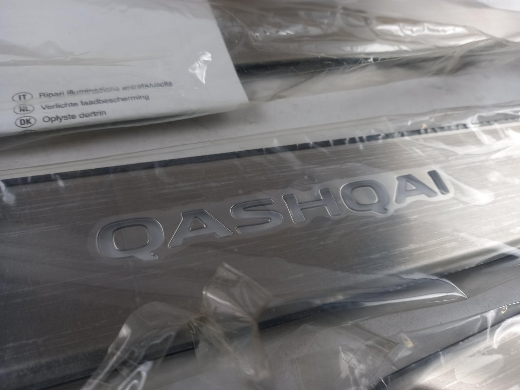 Original OE NISSAN Einstiegsleisten Satz KE9674E505