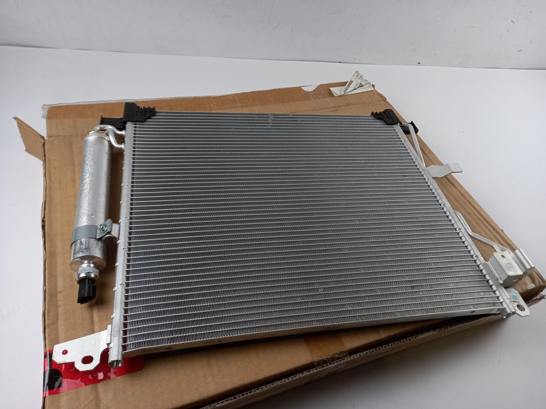 Original NISSAN Juke F15E 2010-  Klimakondensator 921001FE0B
