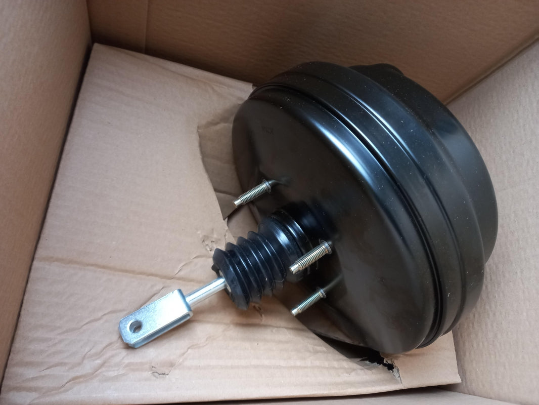 Original OE NISSAN brake booster 47210MB60A 