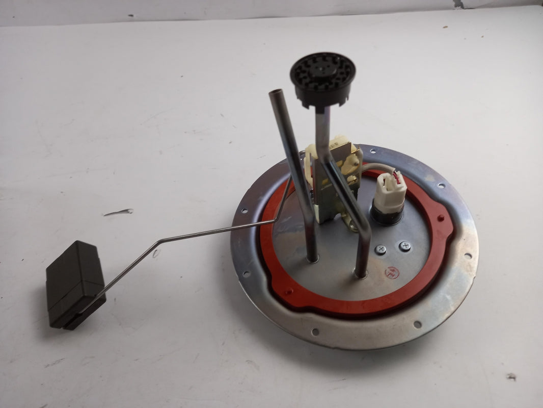 Original MAZDA 3 (BM) 6 (GJ) 2.2 TDI Kraftstoffvorratsensor GHT24216X