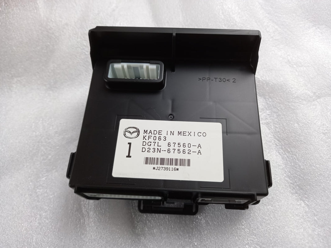 Original MAZDA 2 (DJ) BCM Steuergerät DG7L67560A