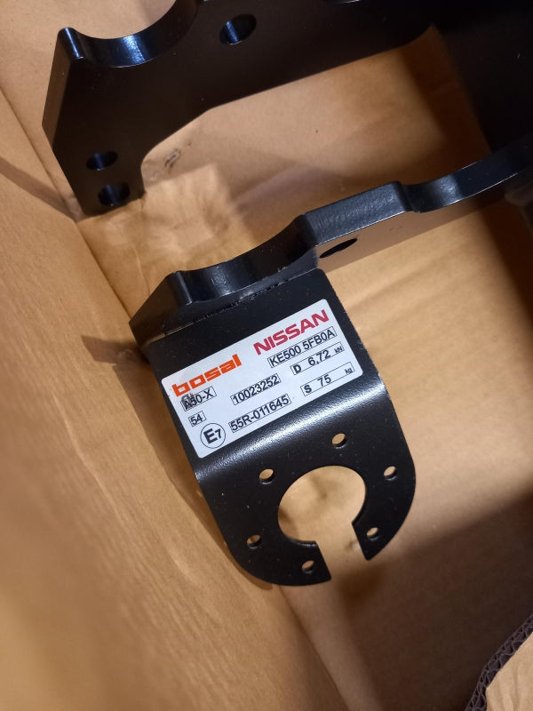 Original OE NISSAN Anhängerkupplung KE5005FB0A