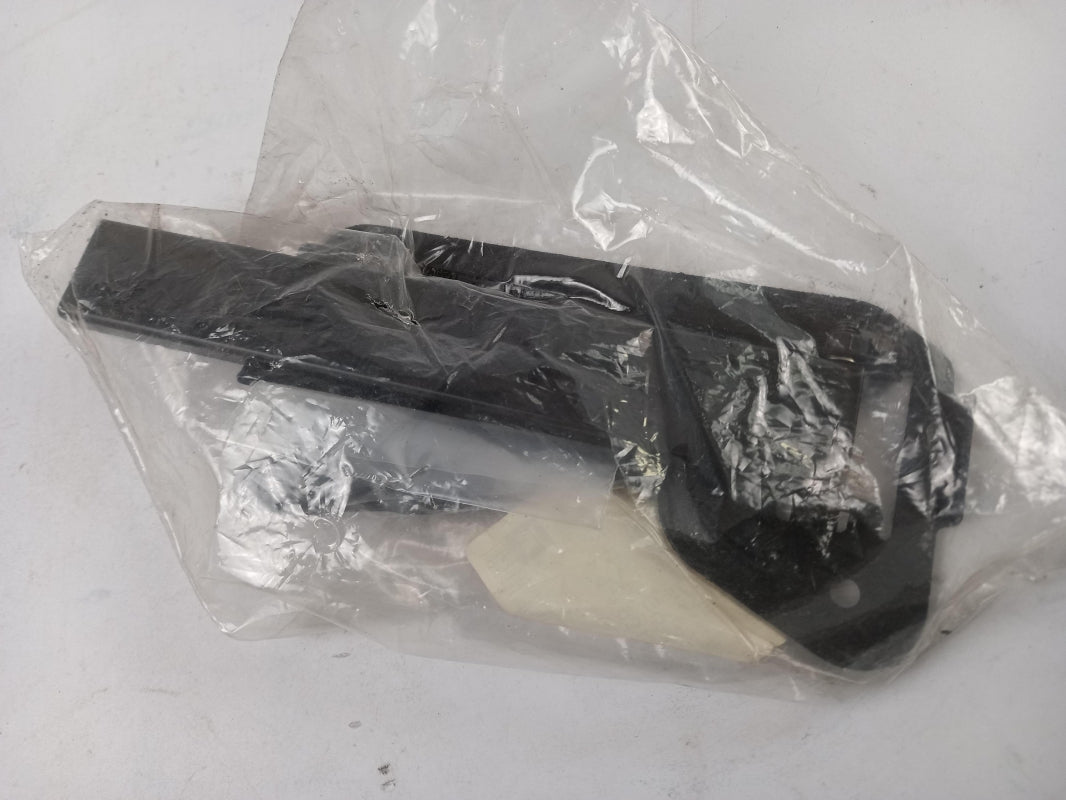 Original OPEL Antara Corsa-D Heckleuchte Halter links 93190709