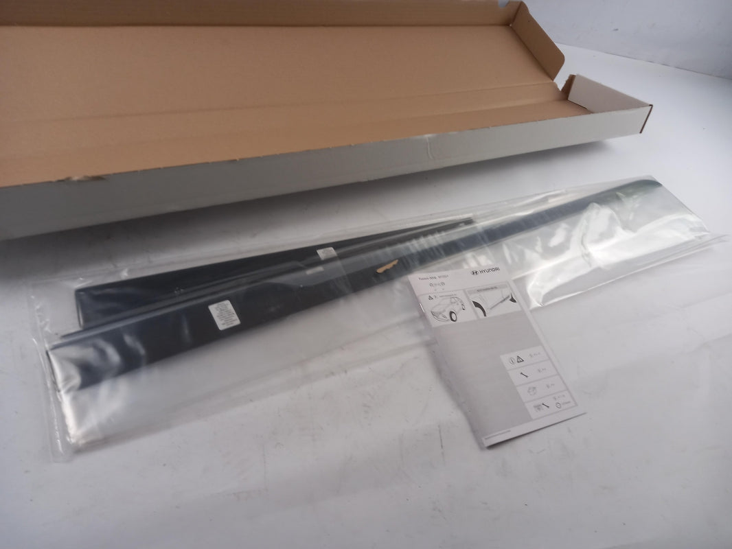 Original OE HYUNDAI/KIA door trim set N7271ADE00BL 