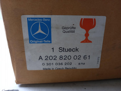 Original MERCEDES-BENZ W202 Scheinwerfer Hauptscheinwerfer Rechts A2028200261