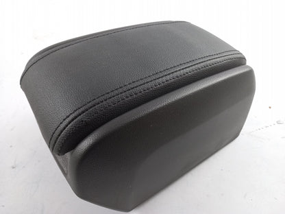 Original OE ISUZU Armlehne 8974049450