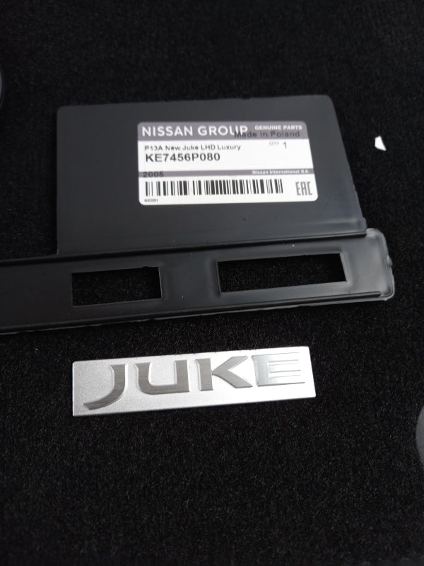 Original NISSAN Juke (F16) Fußmattensatz Luxury Schwarz KE7456P080