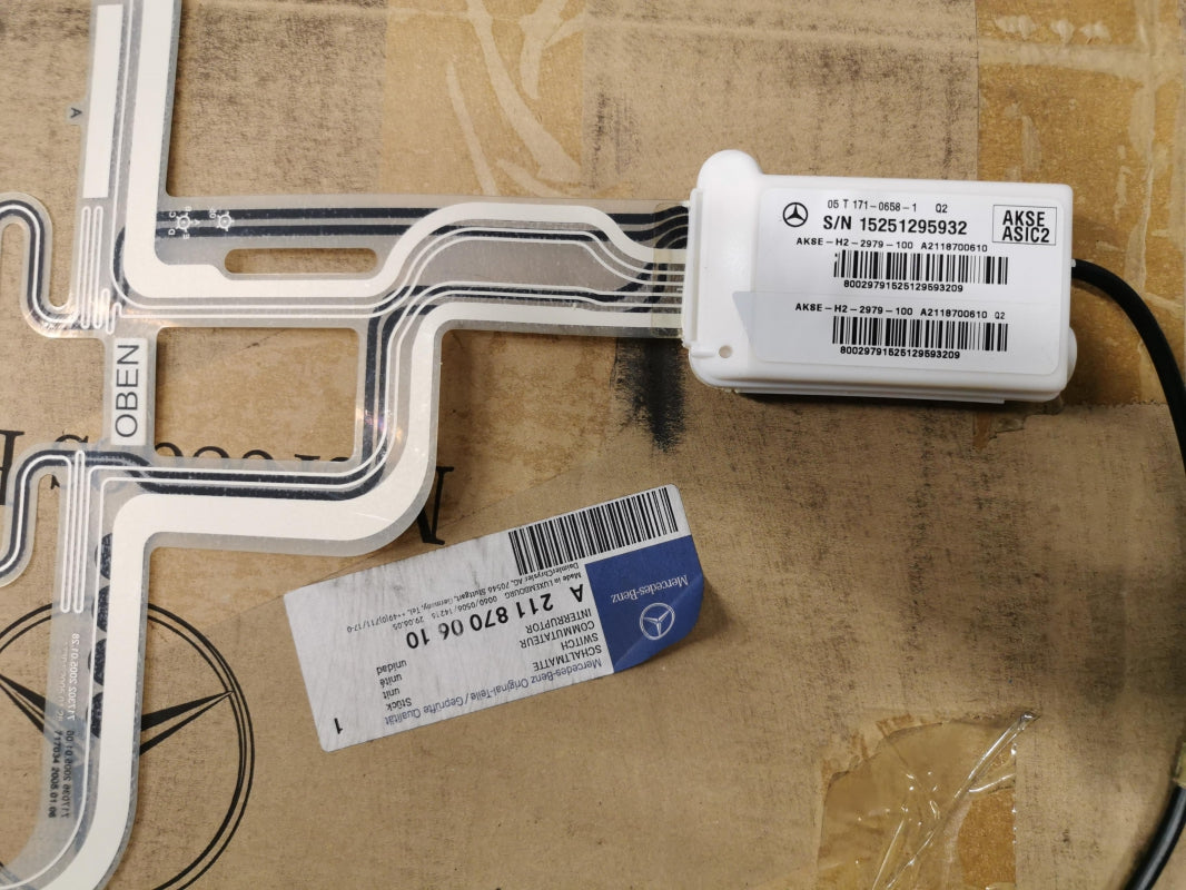 Original OE MERCEDES-BENZ Sitzbelegung Schalter A2118700610