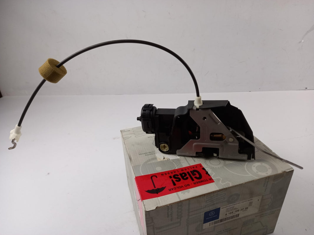 Original OE MERCEDES-BENZ door lock A1687202235 