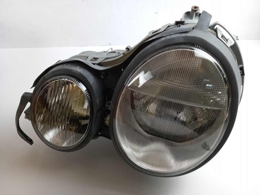 Original MERCEDES-BENZ W210 Frontscheinwerfer Xenon Links A2108202361