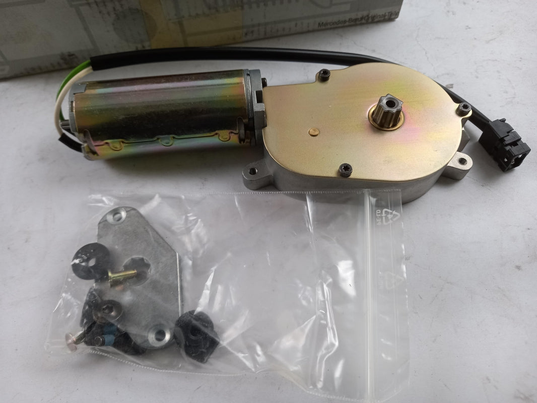 Original MERCEDES-BENZ E-klasse W210 CLK C208 Elektromotor A2108206242