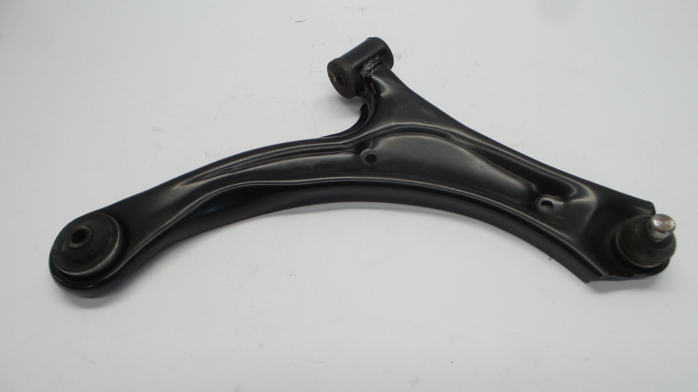 Original SUZUKI Aerio Liana Querlenker vorne rechts 4520159J00000