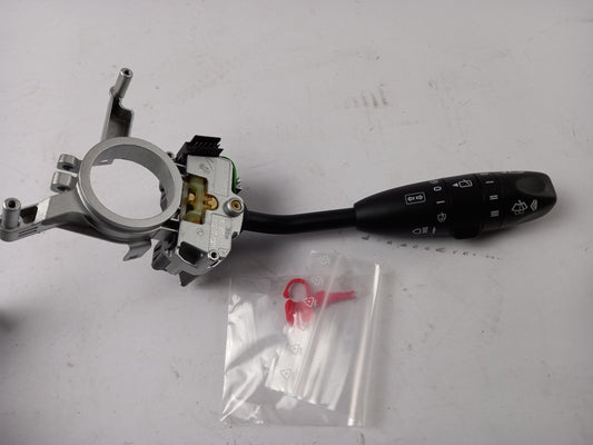 Original MERCEDES-BENZ C-klasse S203 Lenkstockschalter A203545041005